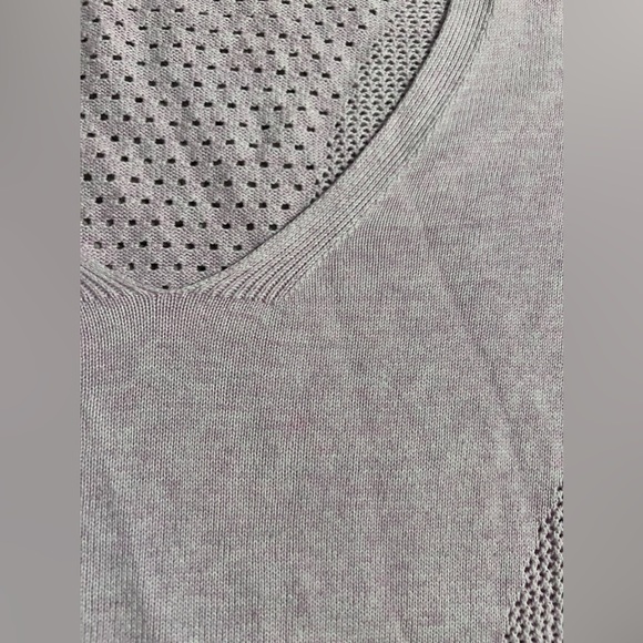 Lululemon Still Movement pullover - Picture 7 of 9